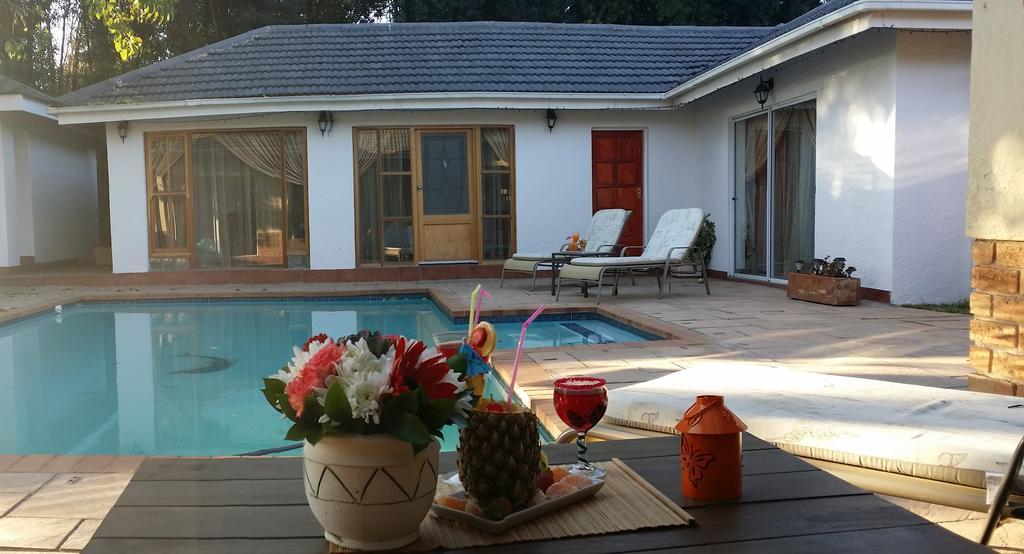Alicia'S B&B Roodepoort Exterior photo
